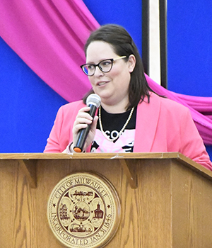 Lindsey at podium